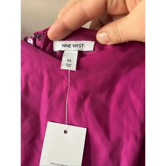 Nine West Magenta Daisy V-Neck Cropped Jumpsuit Size Medium NWT - Picture 8 of 9